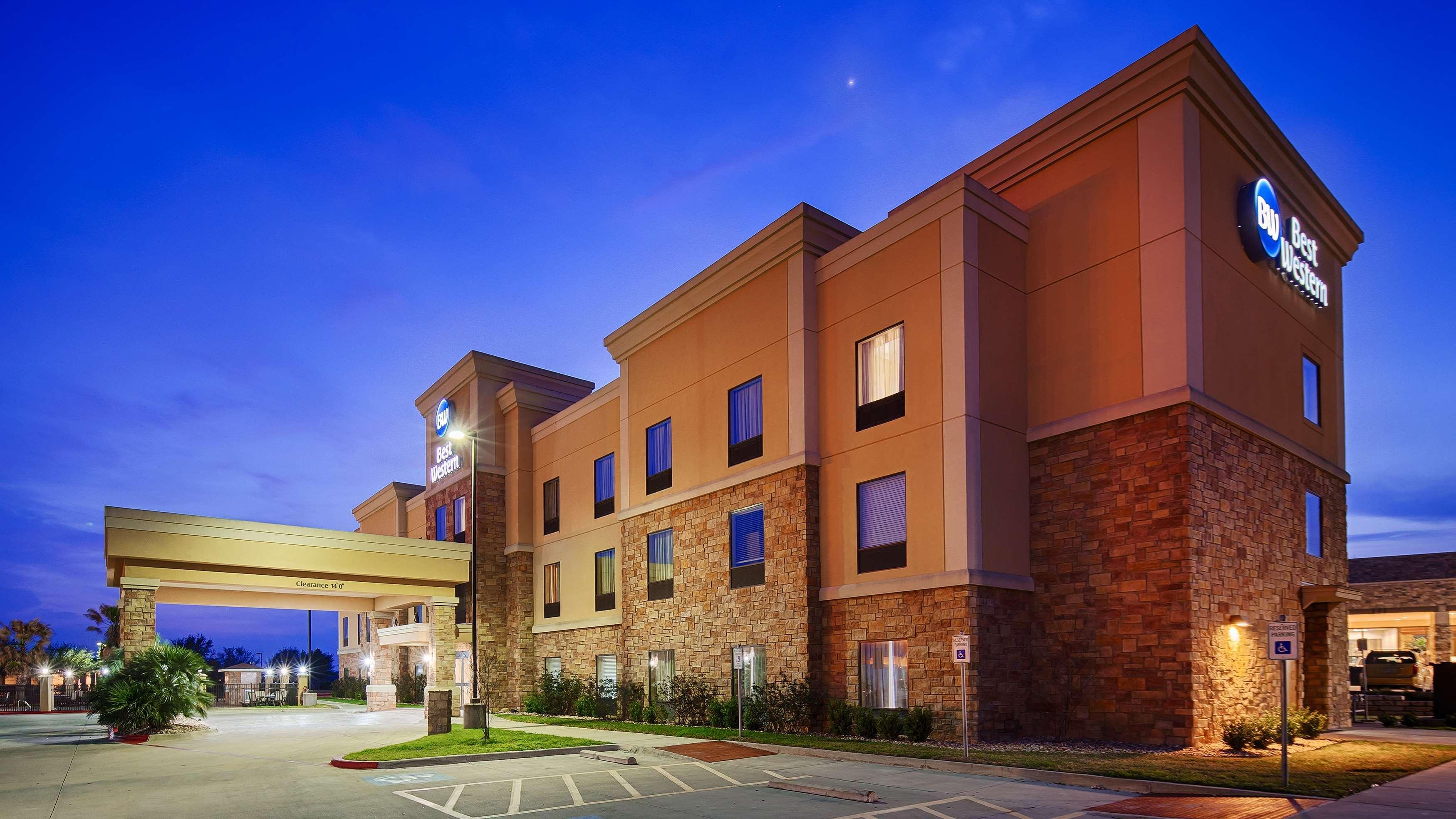 Best Western Bastrop Pines Inn Extérieur photo