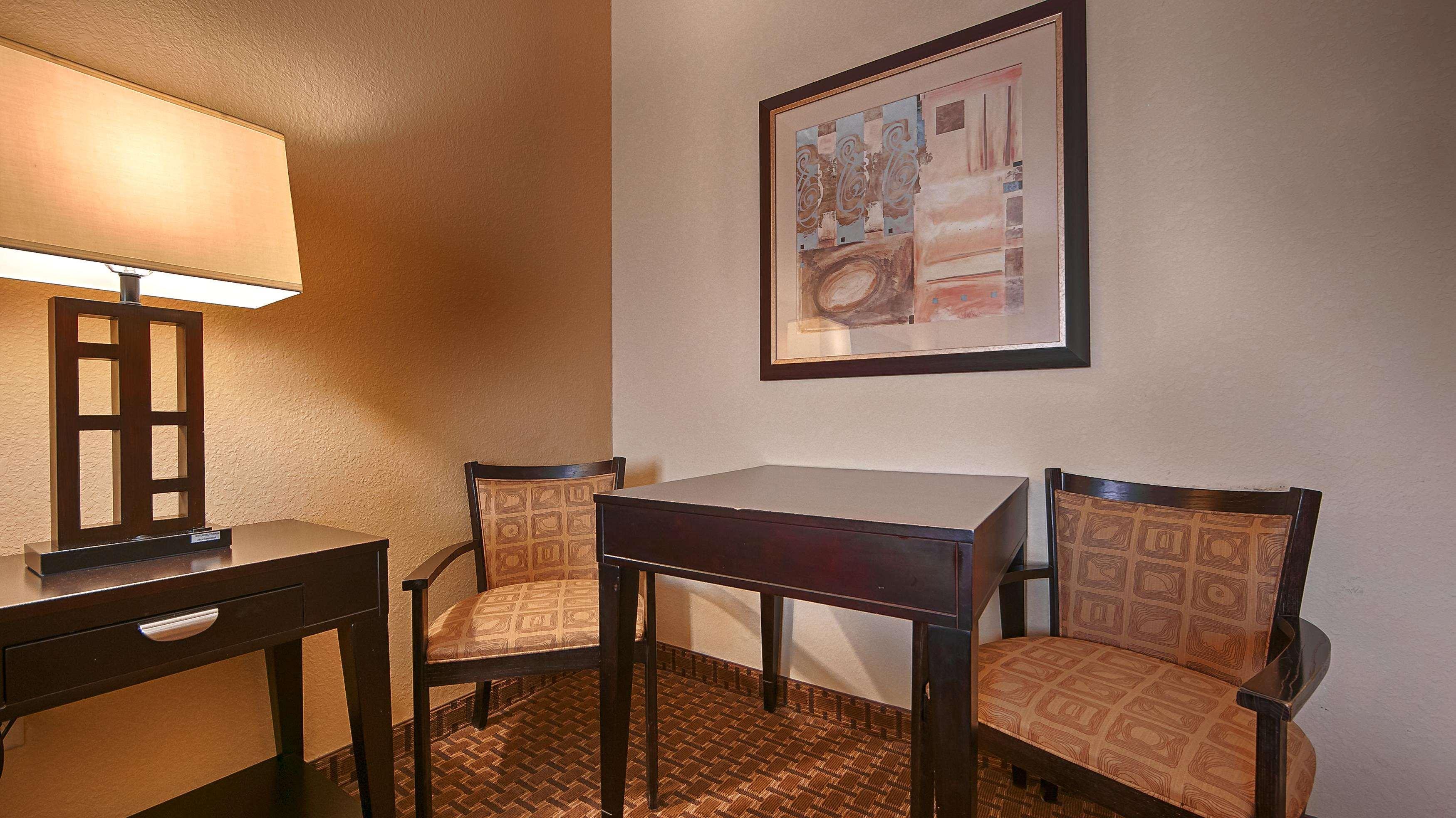 Best Western Bastrop Pines Inn Extérieur photo