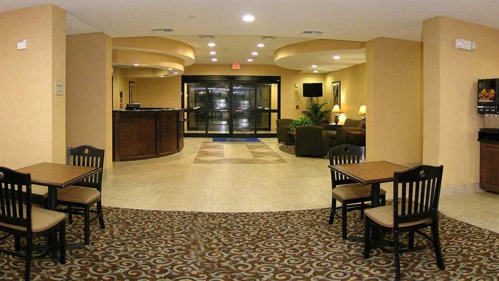 Best Western Bastrop Pines Inn Extérieur photo