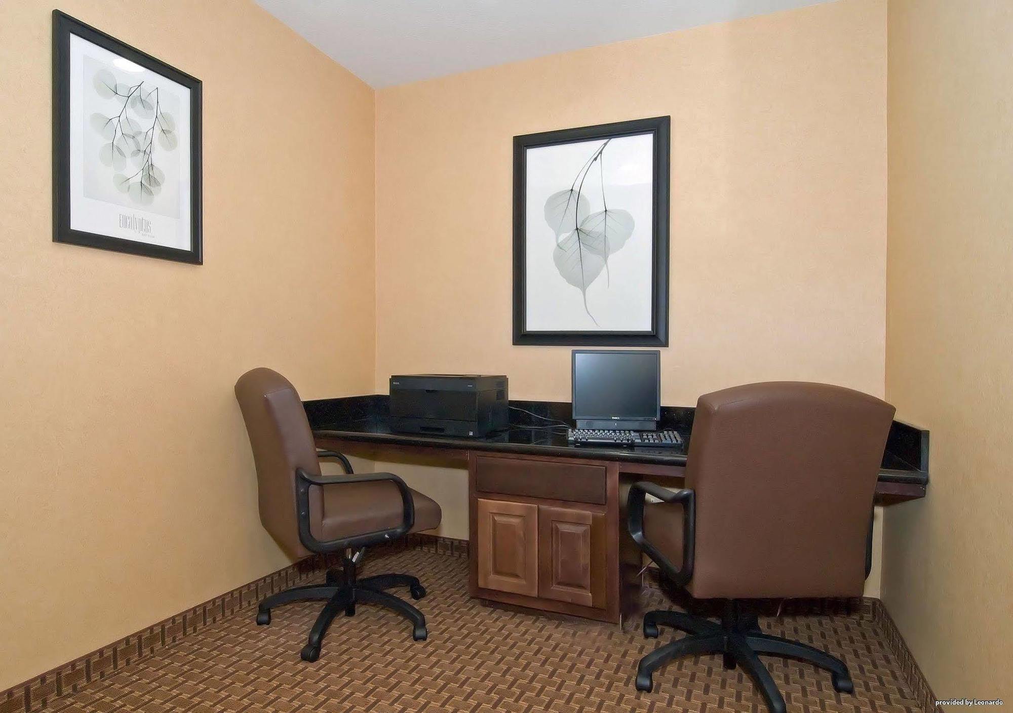 Best Western Bastrop Pines Inn Extérieur photo