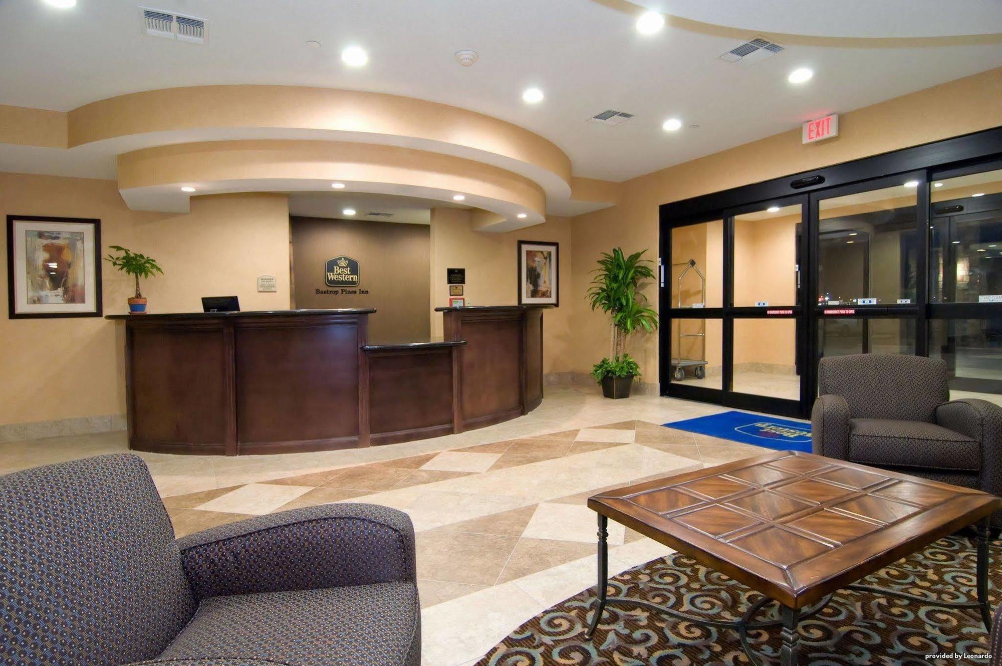 Best Western Bastrop Pines Inn Extérieur photo